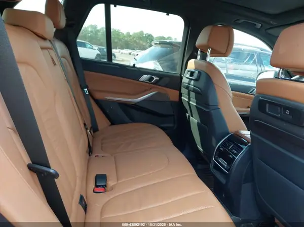 5UXCR6C57KLL51145 2019 BMW X5 - Image 8