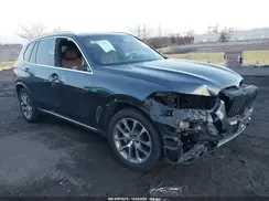 5UXCR6C57KLL51582 2019 BMW X5