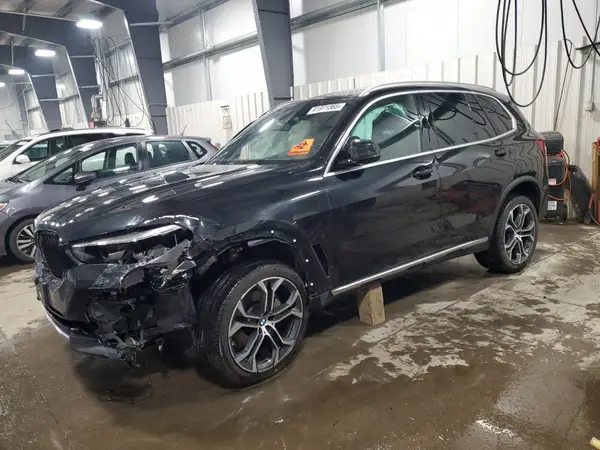 5UXCR6C57KLL51601 2019 BMW X5 - Image 1