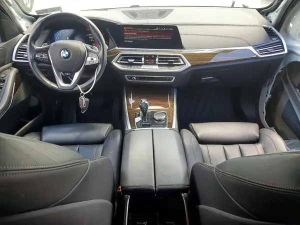 5UXCR6C57KLL60542 2019 BMW X5 - Image 8