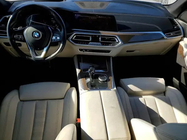 5UXCR6C57KLL61366 2019 BMW X5 - Image 8