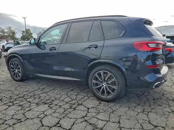 5UXCR6C57KLL61559 2019 BMW X5 - Image 2
