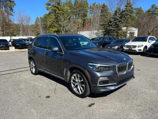 5UXCR6C57KLL63540 2019 BMW X5 - Image 2