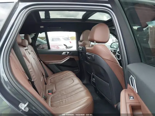 5UXCR6C58KLK83793 2019 BMW X5 - Image 8