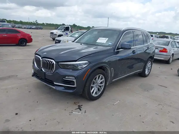 5UXCR6C58KLK84555 2019 BMW X5 - Image 2