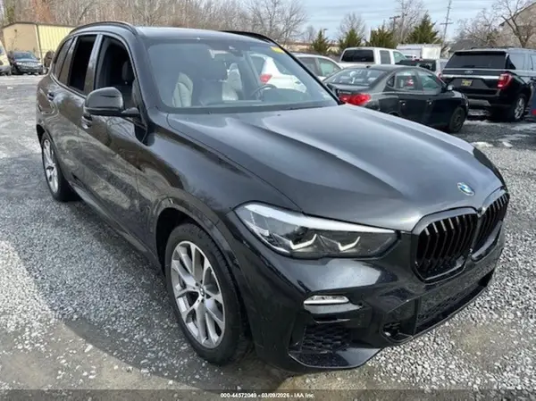 5UXCR6C58KLK87861 2019 BMW X5 - Image 1