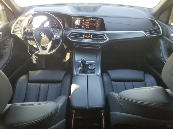 5UXCR6C58KLL04299 2019 BMW X5 - Image 8