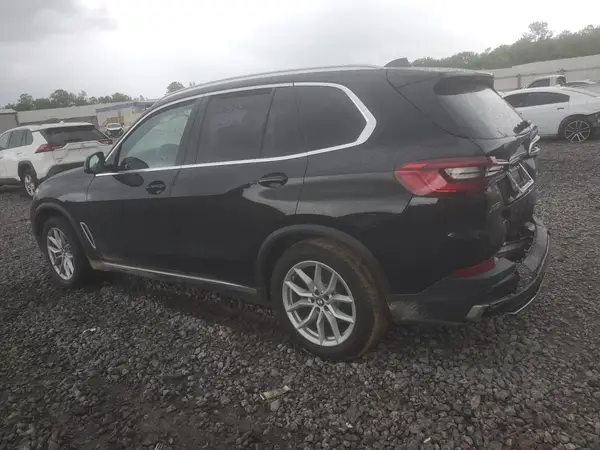 5UXCR6C58KLL07364 2019 BMW X5 - Image 2