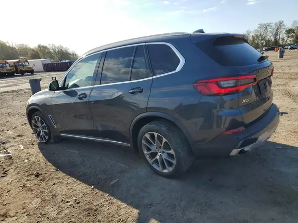 5UXCR6C58KLL09910 2019 BMW X5 - Image 2