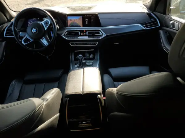 5UXCR6C58KLL09910 2019 BMW X5 - Image 8