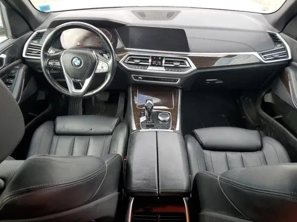 5UXCR6C58KLL11303 2019 BMW X5 - Image 8
