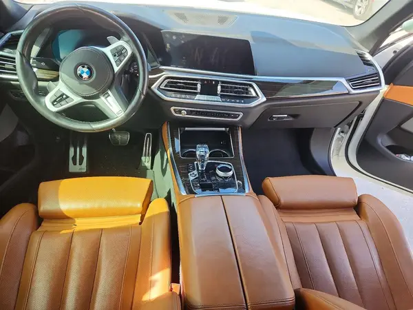 5UXCR6C58KLL12869 2019 BMW X5 - Image 8