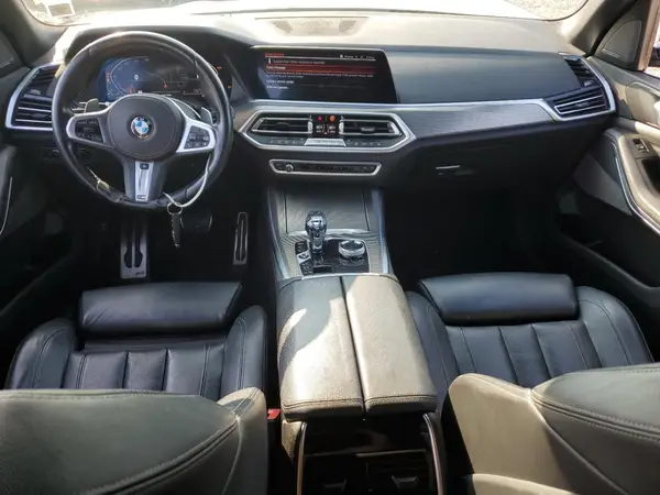 5UXCR6C58KLL21569 2019 BMW X5 - Image 8