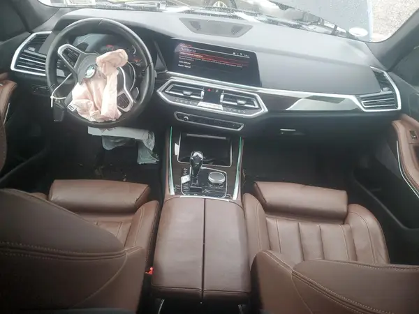 5UXCR6C58KLL22723 2019 BMW X5 - Image 8