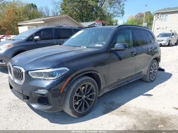 5UXCR6C58KLL24178 2019 BMW X5 - Image 2