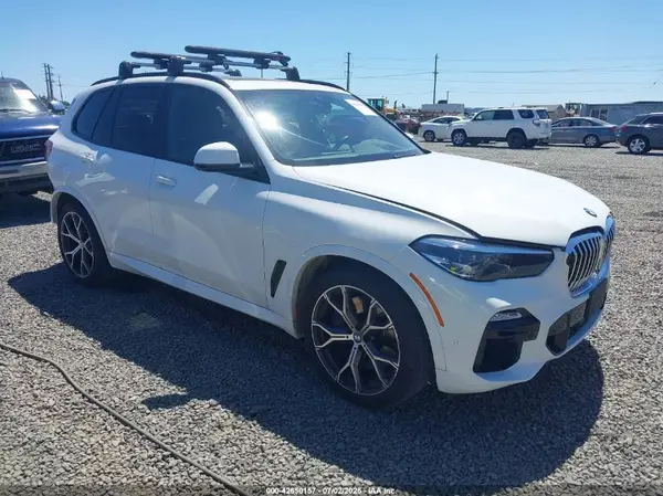 5UXCR6C58KLL36394 2019 BMW X5 - Image 1
