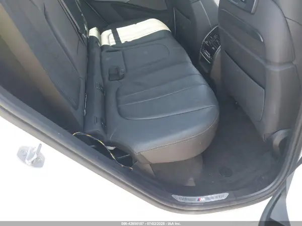 5UXCR6C58KLL36394 2019 BMW X5 - Image 8