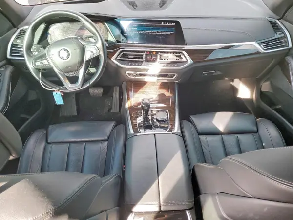 5UXCR6C58KLL37061 2019 BMW X5 - Image 8