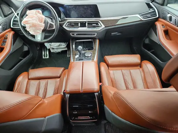 5UXCR6C58KLL37075 2019 BMW X5 - Image 8