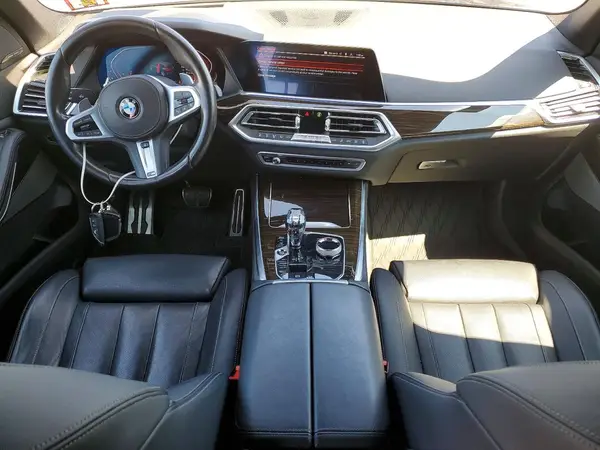 5UXCR6C58KLL38968 2019 BMW X5 - Image 8