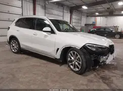 5UXCR6C58KLL39134 2019 BMW X5