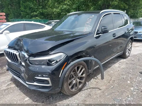 5UXCR6C58KLL52336 2019 BMW X5 - Image 2