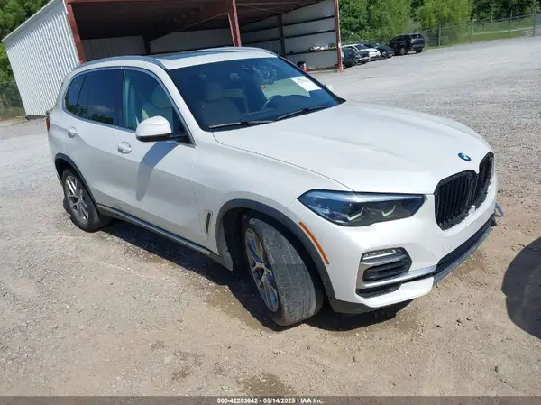 5UXCR6C58KLL60811 2019 BMW X5 - Image 1