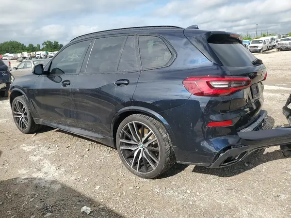 5UXCR6C58KLL62915 2019 BMW X5 - Image 2