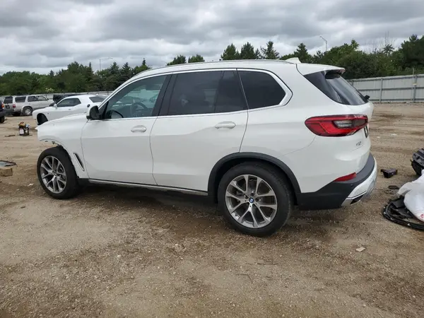 5UXCR6C59KLK82538 2019 BMW X5 - Image 2