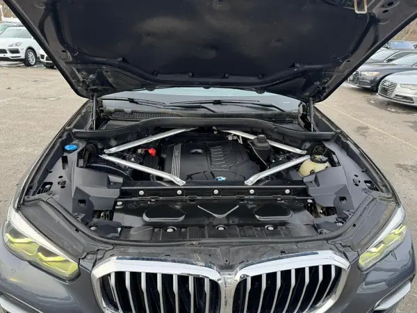5UXCR6C59KLK84290 2019 BMW X5 - Image 8