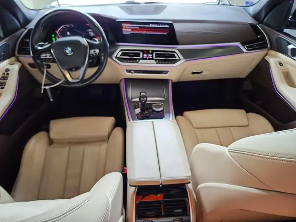 5UXCR6C59KLK87660 2019 BMW X5 - Image 8