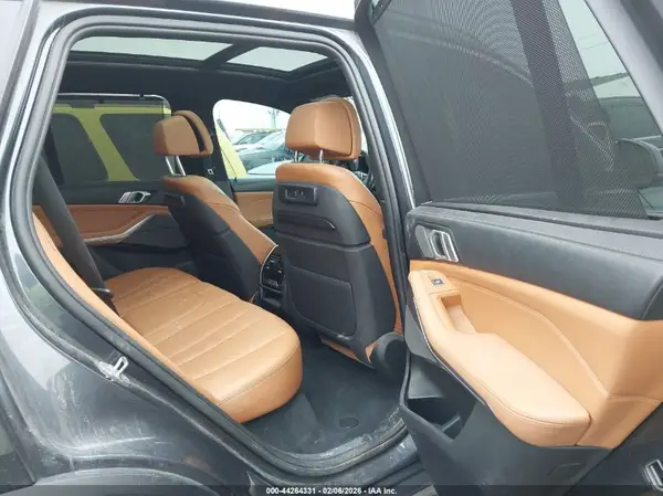 5UXCR6C59KLK88694 2019 BMW X5 - Image 8
