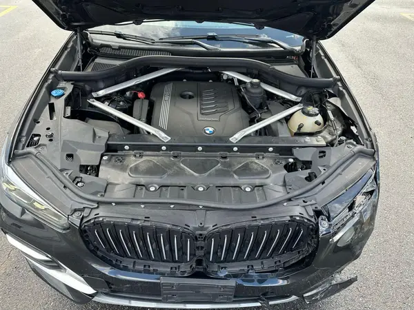 5UXCR6C59KLL00813 2019 BMW X5 - Image 8