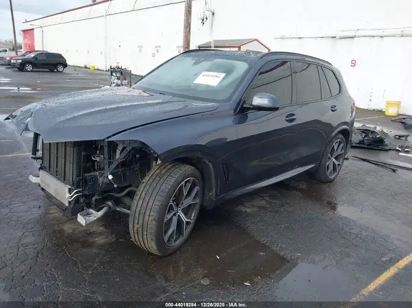 5UXCR6C59KLL02142 2019 BMW X5 - Image 2