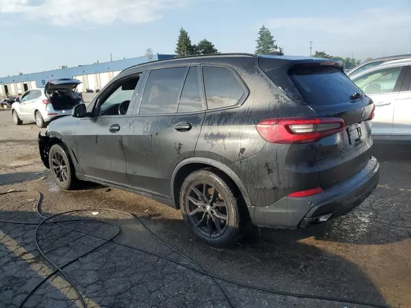 5UXCR6C59KLL05235 2019 BMW X5 - Image 2