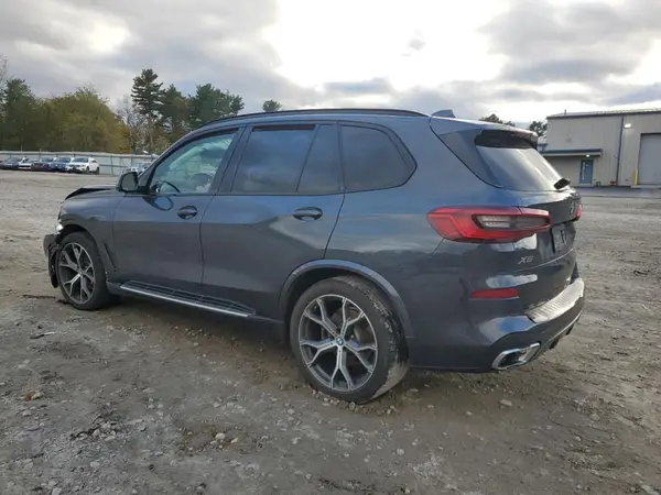 5UXCR6C59KLL12931 2019 BMW X5 - Image 2
