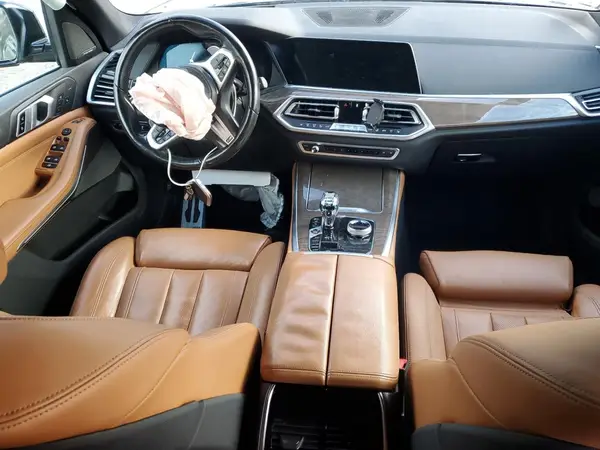 5UXCR6C59KLL12931 2019 BMW X5 - Image 8