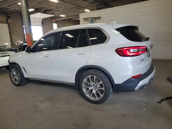 5UXCR6C59KLL24562 2019 BMW X5 - Image 2