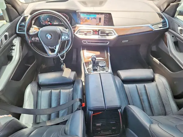 5UXCR6C59KLL26554 2019 BMW X5 - Image 8