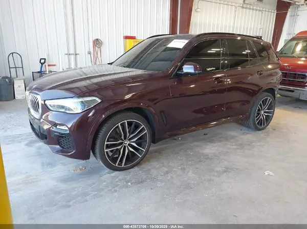 5UXCR6C59KLL53267 2019 BMW X5 - Image 2