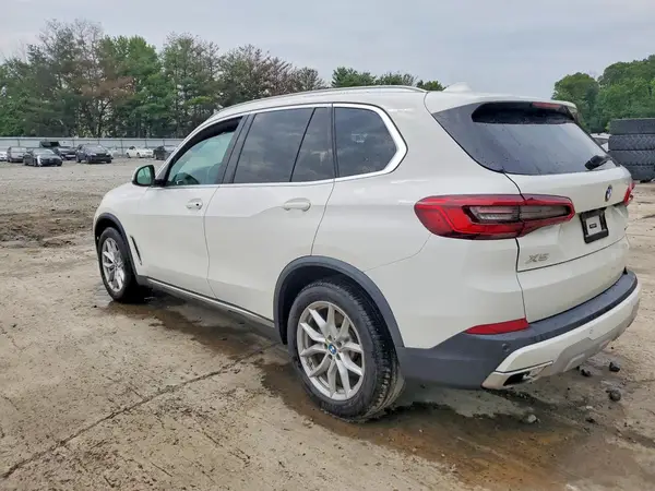 5UXCR6C59KLL53771 2019 BMW X5 - Image 2