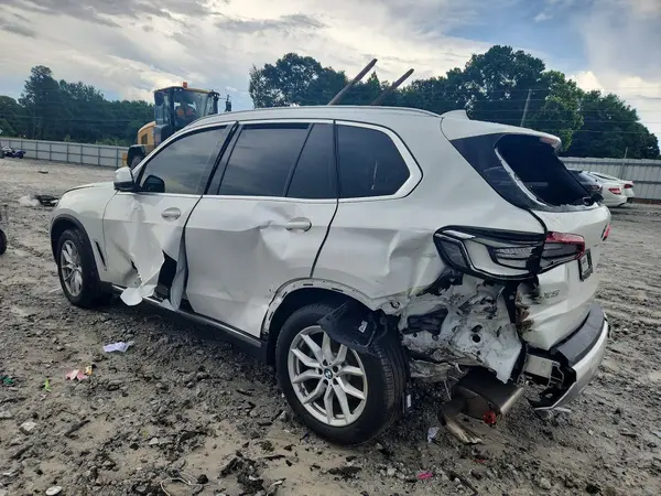5UXCR6C59KLL60798 2019 BMW X5 - Image 2