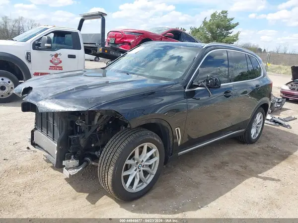 5UXCR6C59KLL62633 2019 BMW X5 - Image 2