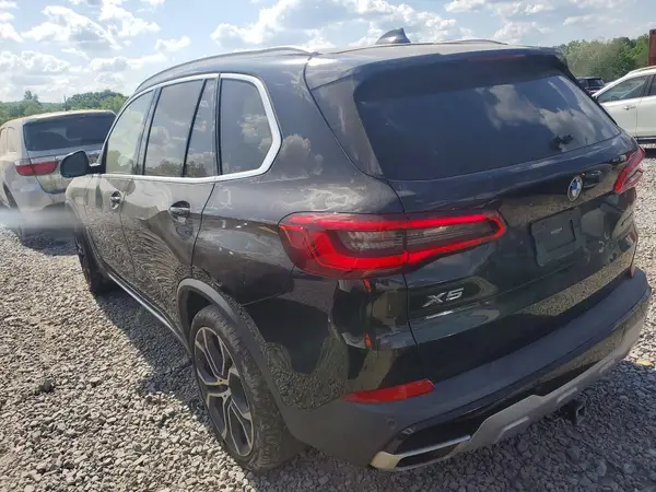 5UXCR6C59KLL64821 2019 BMW X5 - Image 2