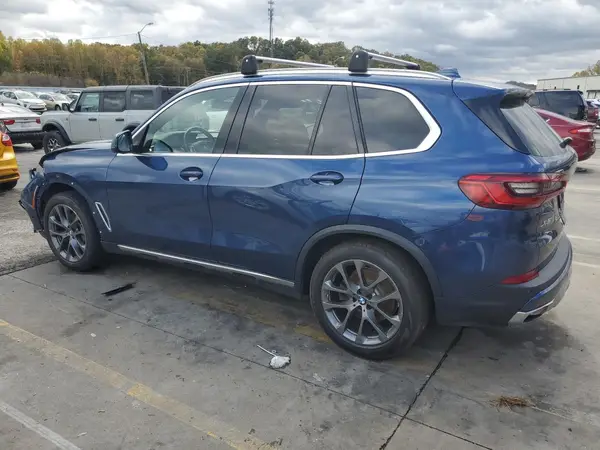 5UXCR6C5XKLK81754 2019 BMW X5 - Image 2