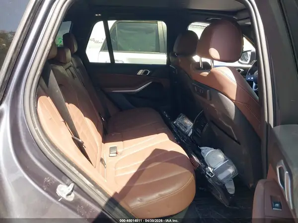 5UXCR6C5XKLK84170 2019 BMW X5 - Image 8