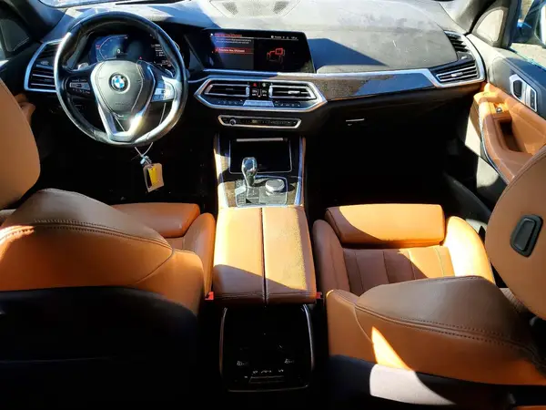 5UXCR6C5XKLK86548 2019 BMW X5 - Image 8