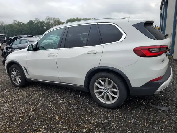 5UXCR6C5XKLK87151 2019 BMW X5 - Image 2