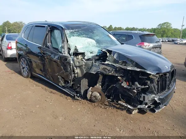 5UXCR6C5XKLK89837 2019 BMW X5 - Image 1