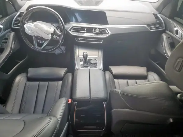 5UXCR6C5XKLL04319 2019 BMW X5 - Image 8
